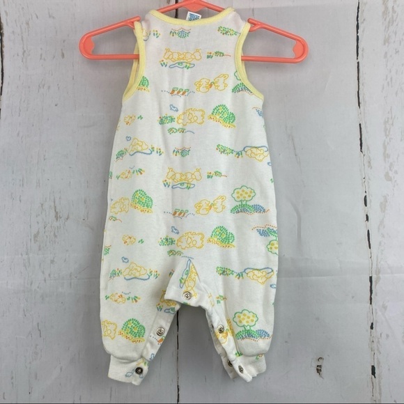 Carter’s vintage overall outfit with bunnies - Picture 4 of 5